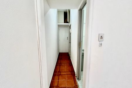 Corredor de kitnet/studio à venda com 1 quarto, 21m² em Copacabana, Rio de Janeiro