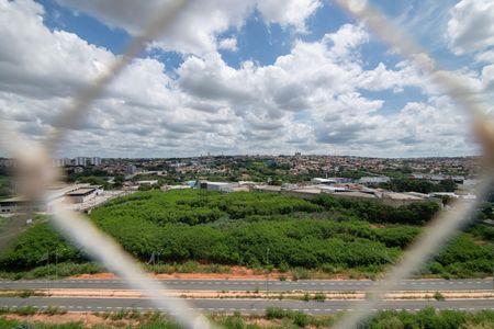 Quarto 1 - Vista da Janela de apartamento para alugar com 2 quartos, 56m² em Vila Sao Francisco, Hortolândia