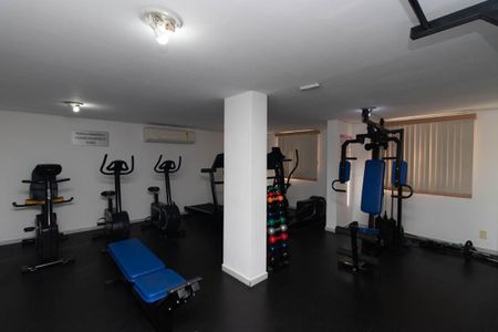 Apartamento à venda com 50m², 2 quartos e 1 vaga Apartamento à venda com 50m², 2 quartos e 1 vagaÁrea comum - Academia