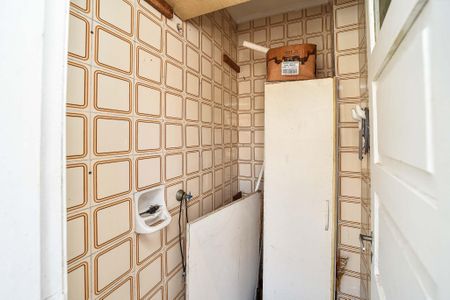 Apartamento à venda com 69m², 2 quartos e 1 vaga Apartamento à venda com 69m², 2 quartos e 1 vagaBanheiro de serviço