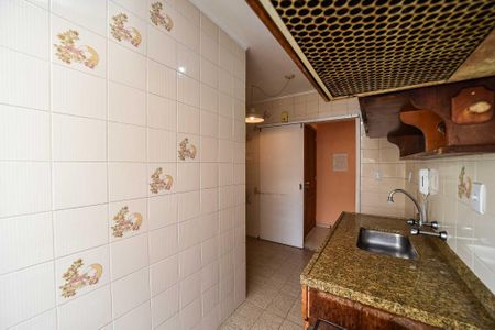 Apartamento à venda com 69m², 2 quartos e 1 vaga Apartamento à venda com 69m², 2 quartos e 1 vagaCozinha e Área de Serviço