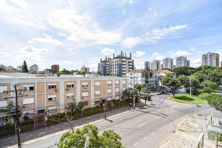 Vista da Sacada da Sala de apartamento à venda com 2 quartos, 69m² em Cristo Redentor, Porto Alegre