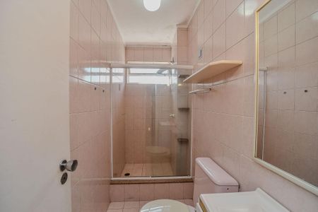 Apartamento à venda com 69m², 2 quartos e 1 vaga Apartamento à venda com 69m², 2 quartos e 1 vagaBanheiro