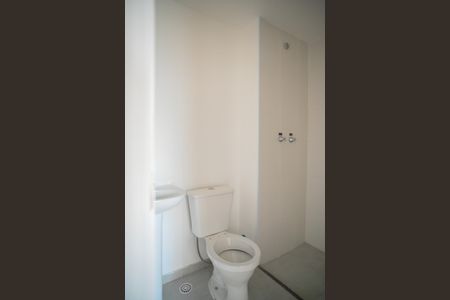 Apartamento para alugar com 41m², 2 quartos e sem vaga Apartamento para alugar com 41m², 2 quartos e sem vagaBanheiro