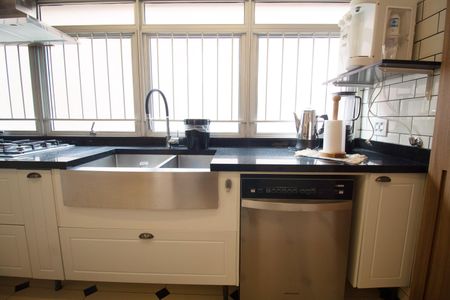 Apartamento para alugar com 144m², 3 quartos e 2 vagas