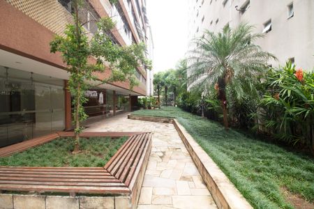 Apartamento para alugar com 144m², 3 quartos e 2 vagas