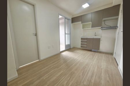 Apartamento para alugar com 32m², 2 quartos e sem vaga Apartamento para alugar com 32m², 2 quartos e sem vagaSala/Cozinha