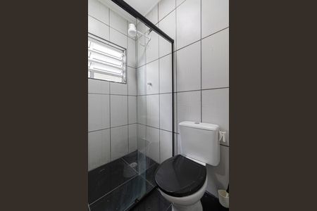 Casa para alugar com 90m², 2 quartos e 1 vaga Casa para alugar com 90m², 2 quartos e 1 vagaBanheiro