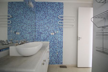 Apartamento para alugar com 108m², 3 quartos e 2 vagasBanheiro 1