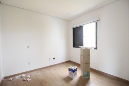 Apartamento para alugar com 108m², 3 quartos e 2 vagasQuarto 2