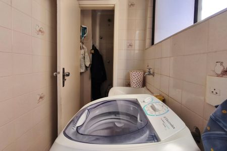 Apartamento à venda com 66m², 1 quarto e sem vagaÁrea de Serviço