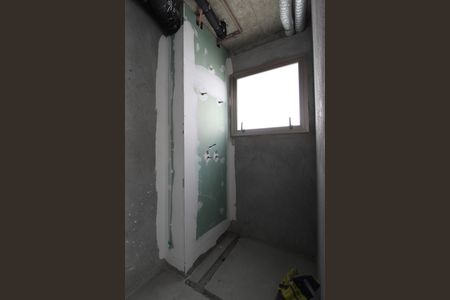 Apartamento à venda com 221m², 3 quartos e 4 vagasBanheiro da Suíte 1