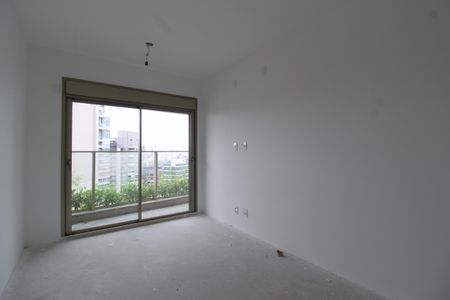 Apartamento à venda com 221m², 3 quartos e 4 vagasQuarto 2 - Suíte