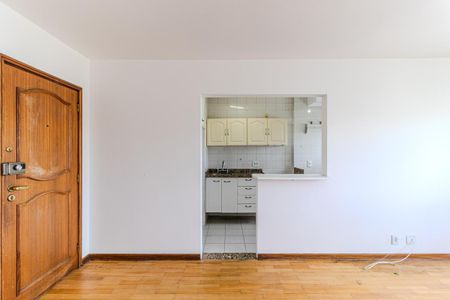 Sala de apartamento para alugar com 1 quarto, 41m² em Higienópolis, São Paulo