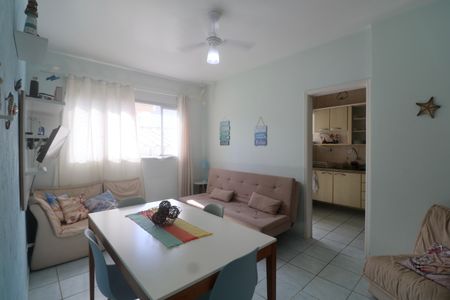 Sala de apartamento para alugar com 1 quarto, 58m² em Jardim Tres Marias, Guarujá