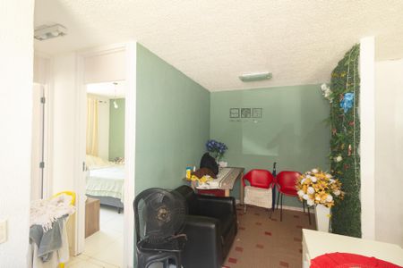 Sala de apartamento para alugar com 2 quartos, 41m² em Santa Cruz, Rio de Janeiro