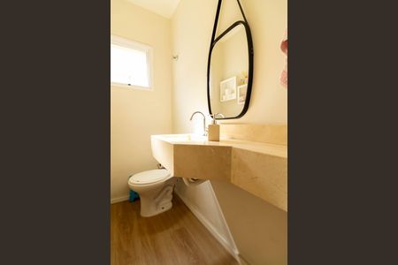 Casa de condomínio para alugar com 120m², 3 quartos e 2 vagas