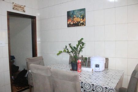 Casa à venda com 117m², 2 quartos e 1 vagaCozinha