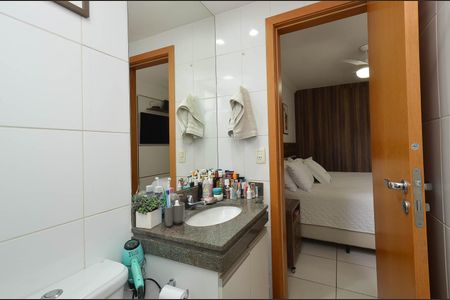 Apartamento à venda com 95m², 3 quartos e 2 vagasBanheiro Suíte