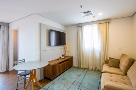 Sala de apartamento para alugar com 1 quarto, 47m² em Centro, Santo André