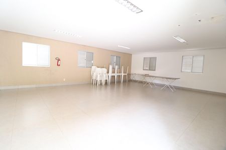 Apartamento para alugar com 48m², 2 quartos e 1 vagaÁrea comum - Salão de festas