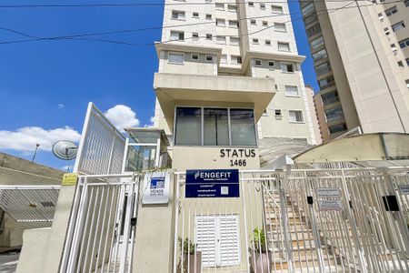 Apartamento à venda com 68m², 2 quartos e 1 vagaFachada + plaquinha