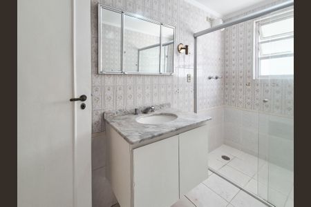 Apartamento para alugar com 187m², 3 quartos e 1 vaga Apartamento para alugar com 187m², 3 quartos e 1 vagaBanheiro 2