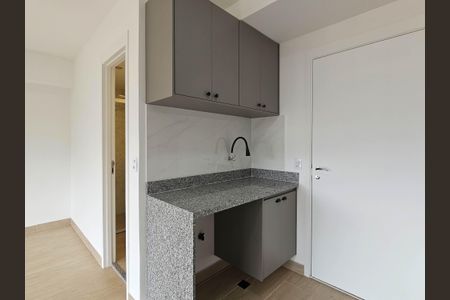 Studio para alugar com 31m², 1 quarto e 1 vaga Studio para alugar com 31m², 1 quarto e 1 vagaÁrea de Serviço