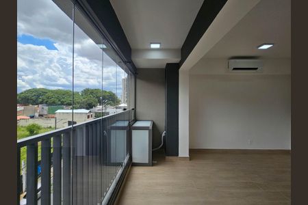 Varanda de kitnet/studio para alugar com 1 quarto, 31m² em Pompeia, São Paulo