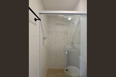 Studio para alugar com 31m², 1 quarto e 1 vaga Studio para alugar com 31m², 1 quarto e 1 vagaBanheiro