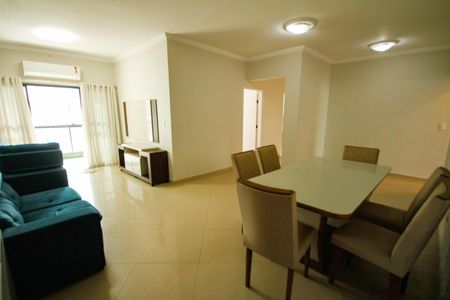 Apartamento para alugar com 4 quartos, 300m² em Vila Tupi, Praia Grande