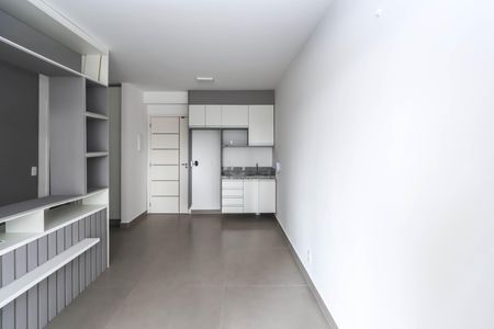 Sala e Cozinha de kitnet/studio para alugar com 1 quarto, 33m² em Vila Nair, São Paulo