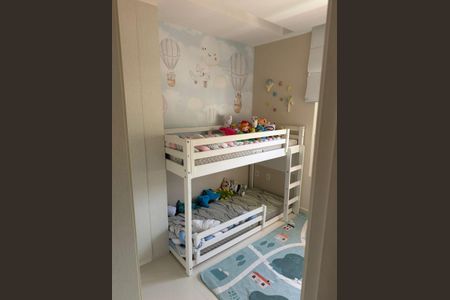 Casa de condomínio à venda com 117m², 4 quartos e 2 vagasQuarto