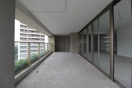 Varanda de apartamento à venda com 3 quartos, 221m² em Indianópolis, São Paulo