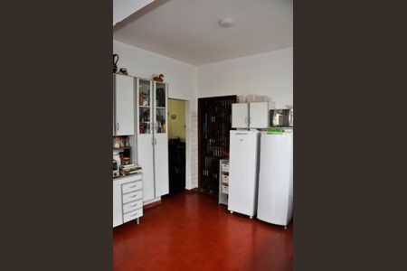 Casa à venda com 468m², 3 quartos e 6 vagas Casa à venda com 468m², 3 quartos e 6 vagasDetalhe - Cozinha Americana