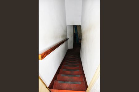 Casa à venda com 468m², 3 quartos e 6 vagas Casa à venda com 468m², 3 quartos e 6 vagasDetalhe - Escada Interna