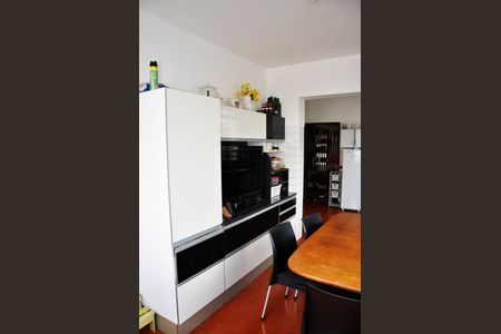 Casa à venda com 468m², 3 quartos e 6 vagas Casa à venda com 468m², 3 quartos e 6 vagasDetalhe - Copa