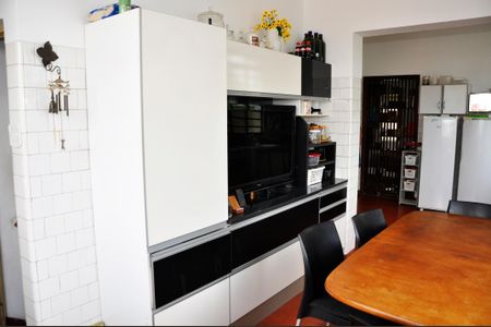 Casa à venda com 468m², 3 quartos e 6 vagas Casa à venda com 468m², 3 quartos e 6 vagasDetalhe - Copa