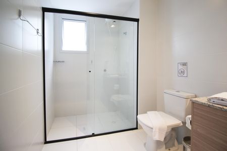 Banheiro de kitnet/studio à venda com 1 quarto, 27m² em Vila Olímpia, São Paulo