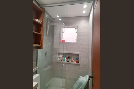 Apartamento à venda com 78m², 3 quartos e 2 vagasBanheiro