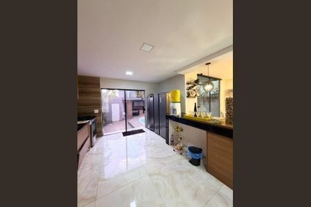 Casa de condomínio à venda com 390m², 3 quartos e 1 vagaFoto 08
