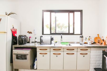 Casa de condomínio à venda com 200m², 3 quartos e 1 vagaCozinha