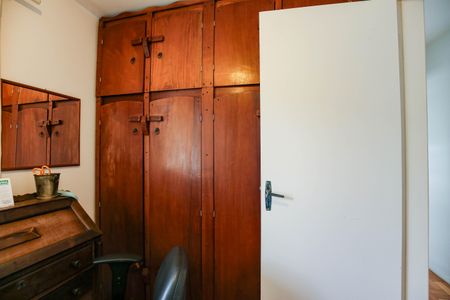 Casa de condomínio à venda com 200m², 3 quartos e 1 vagaQuarto 2