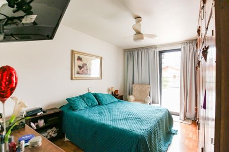 Casa de condomínio à venda com 200m², 3 quartos e 1 vagaQuarto 3