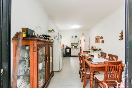 Casa de condomínio à venda com 200m², 3 quartos e 1 vagaCozinha