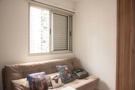 Apartamento à venda com 78m², 3 quartos e 2 vagasQuarto 2