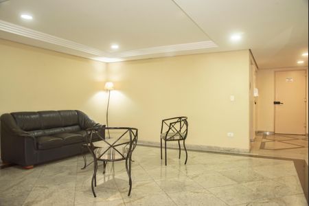 Apartamento à venda com 78m², 3 quartos e 2 vagasHall social