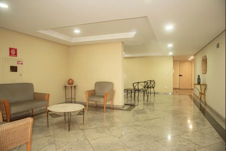 Apartamento à venda com 78m², 3 quartos e 2 vagasHall social