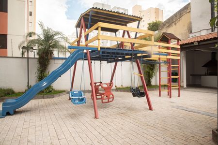 Apartamento à venda com 78m², 3 quartos e 2 vagasÁrea comum - Playground