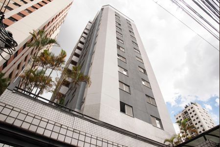 Apartamento à venda com 78m², 3 quartos e 2 vagasFachada